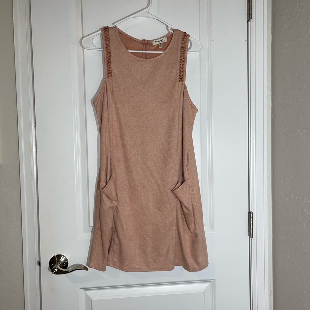 pink/tan dress